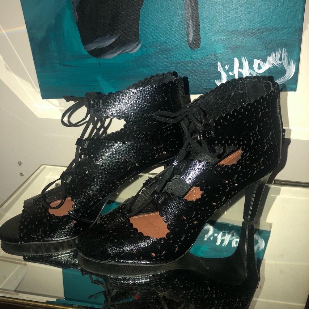Cute Black Sandals